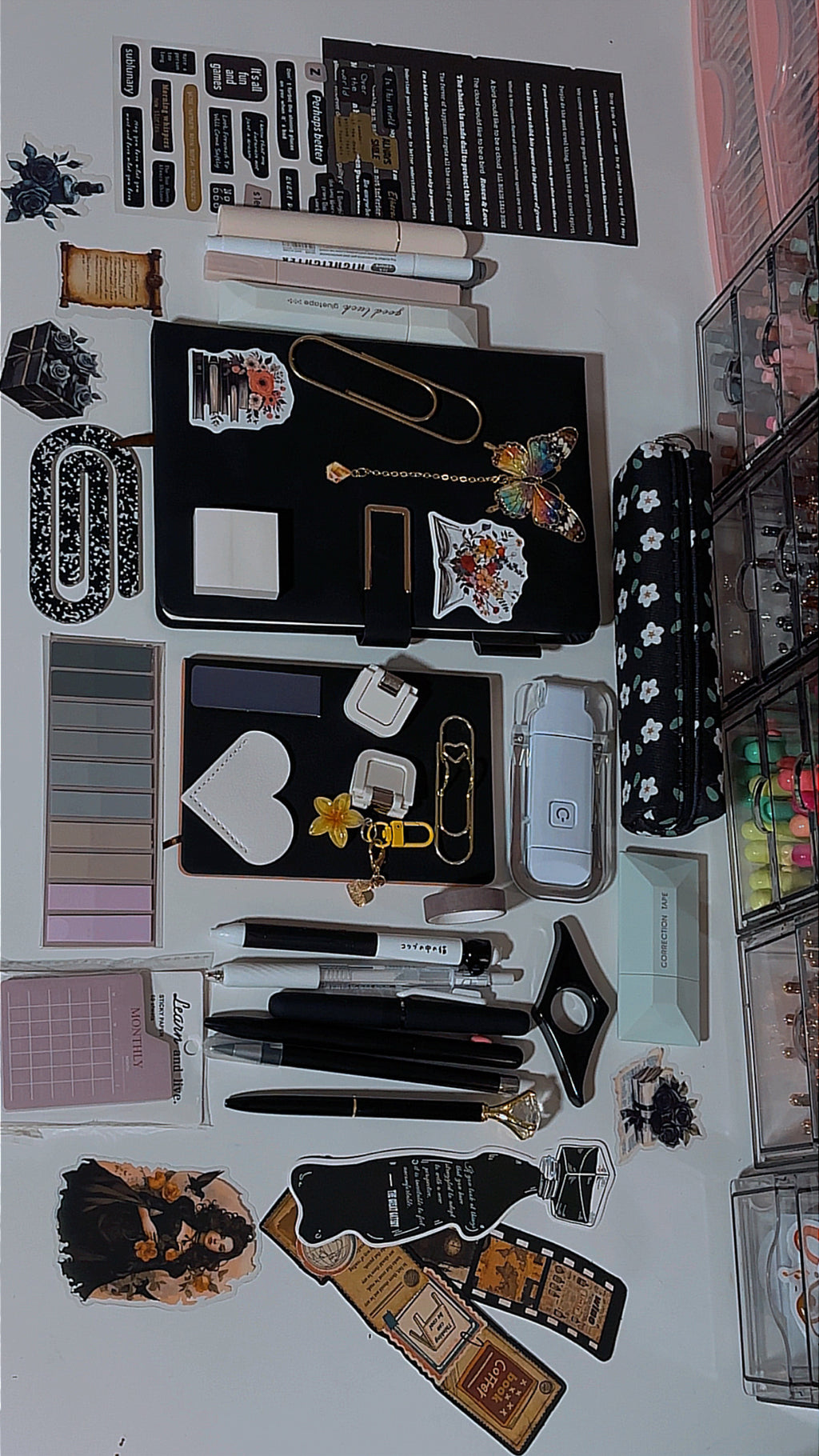 Classic Black & White bookish bundle