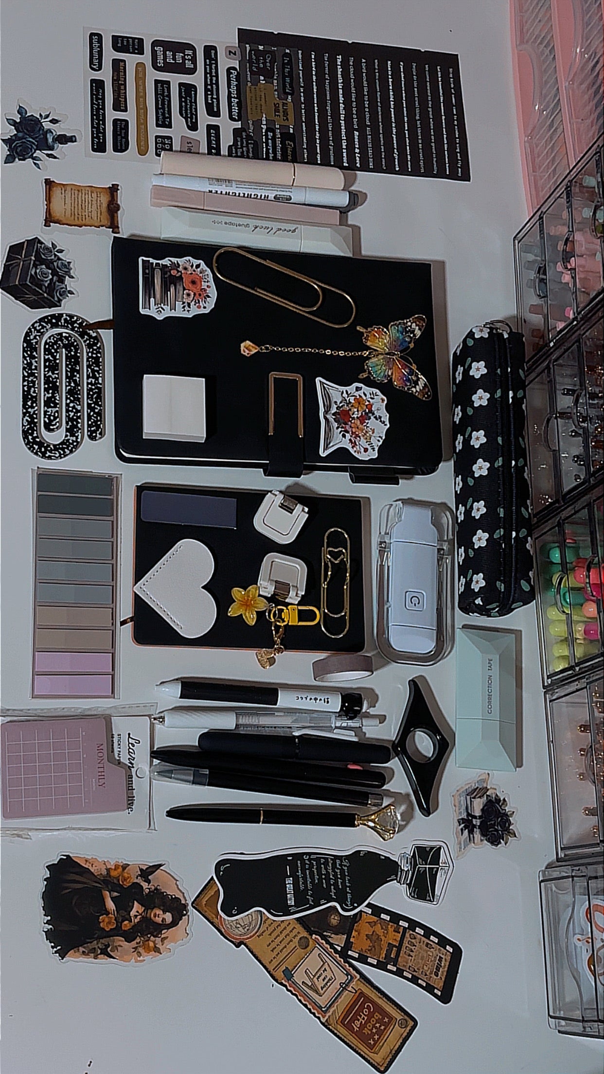 Classic Black & White bookish bundle